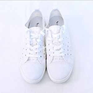 Koolaborra by Uggs canvas sneakers NWOT